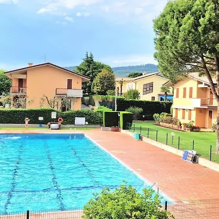 Europa Pool